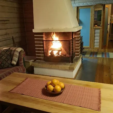 Enkel Sjarmerende Tommerhytte Med Unik Utsikt 5 Min Unna Sommerland I Bo 度假居